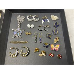 Silver-gilt drip design Lucy Q necklace, designed by Lucy Quartermaine, amber necklaces, silver-gilt stone set heart pendant, 10ct gold single stone set stud earrings, silver interchangeable pearl hoop earrings and a collection of costume jewellery and wristwatches 