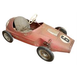 Tri-ang pressed steel Grand Prix Vanwall child’s pedal racing car, English 1960s, finished in red with racing No.3, original white plastic steering wheel, metal bucket seat, bonnet air intake, chrome plated side exhaust, chrome spoked wheels with chrome plated spinners, black solid rubber tyres L121cm W53cm H46cm)