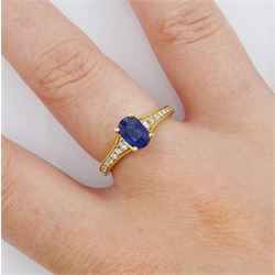 18ct gold oval cut sapphire ring, with milgrain set diamond shoulders, hallmarked, sapphire approx 0.90 carat