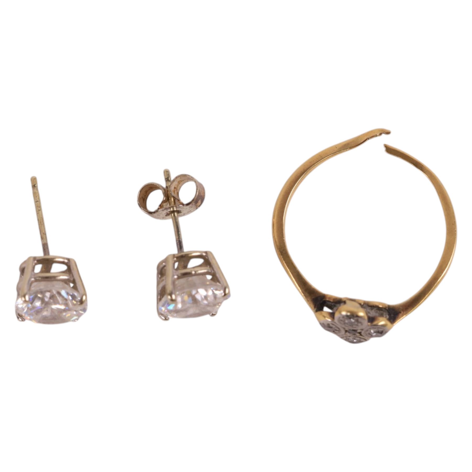18ct gold diamond ring, pair of 9ct gold cubic zirconia stud earrings and 9ct gold chain links