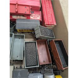 Collection of Hornby Dublo goods wagons