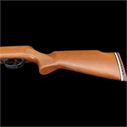 Hatsan Edgar Brothers Breaker 900X .177 air rifle with chequered semi-pistol grip and sound moderator, L113cm 