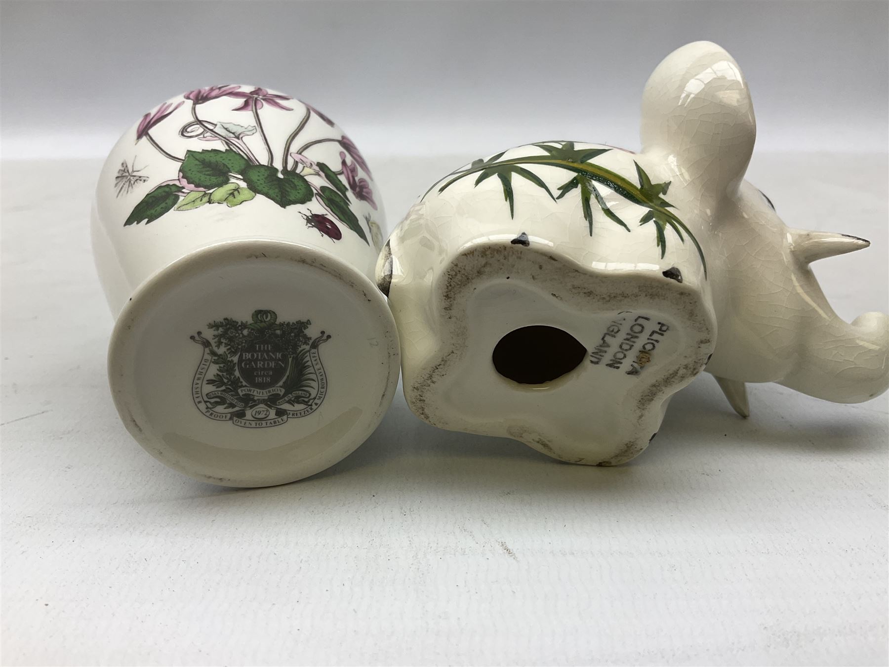 Plichta elephant together with Portmeirion The Botanic Garden vase