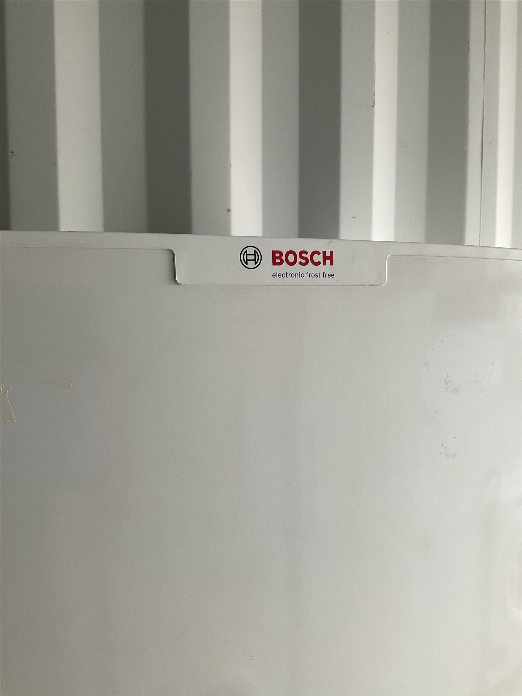 Bosch electronic frost free fridge freezer - THIS LOT IS TO BE COLLECTED BY APPOINTMENT FROM DUGGLEBY STORAGE, GREAT HILL, EASTFIELD, SCARBOROUGH, YO11 3TX