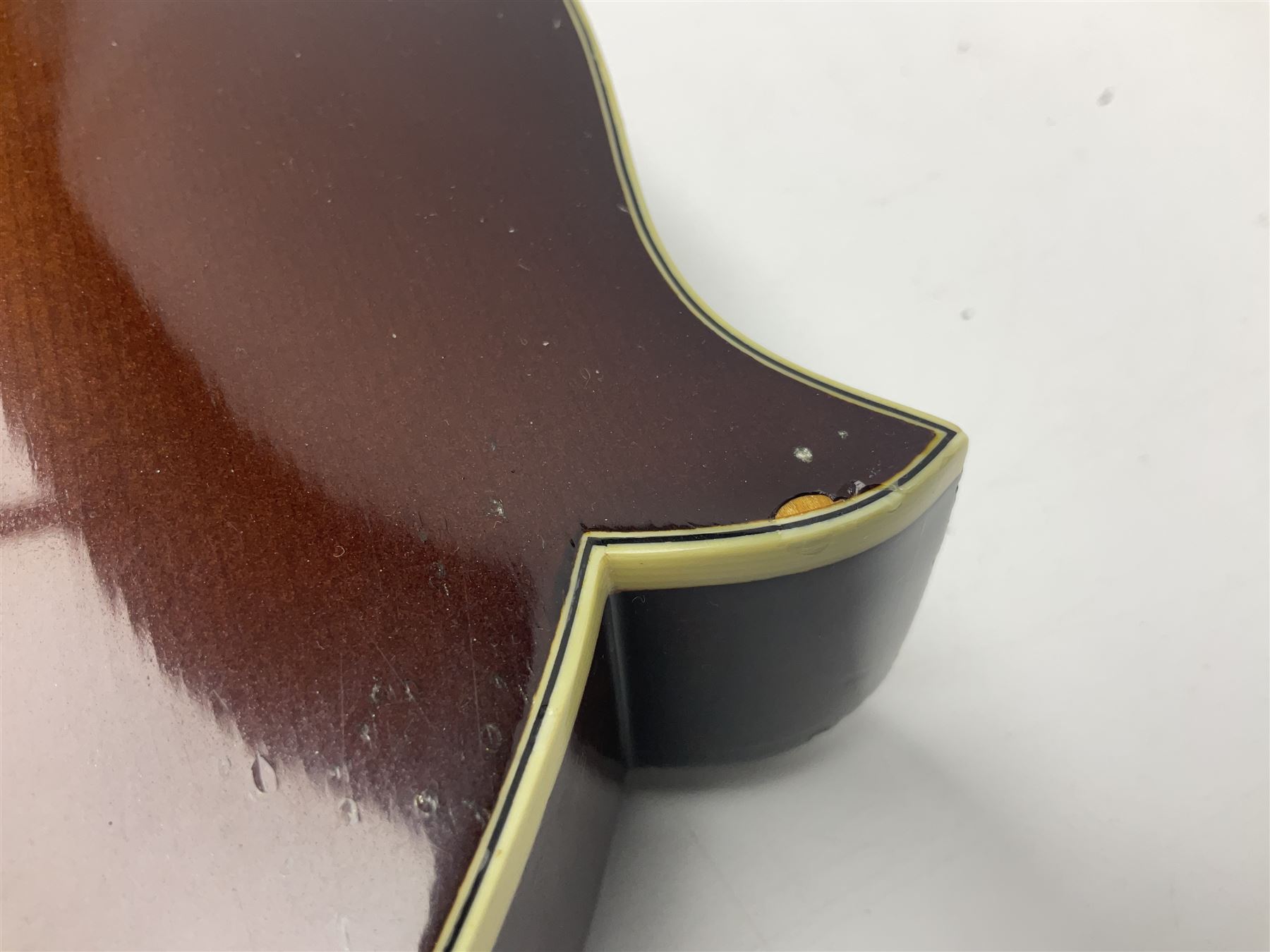 Eastman eight-string mandolin model MD514 2007 serial no.UK023 L68cm; in Hiscox hard carrying case