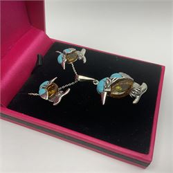 Silver Baltic amber and turquoise kingfisher pendant necklace and matching pair of stud earrings, all stamped 925, boxed 