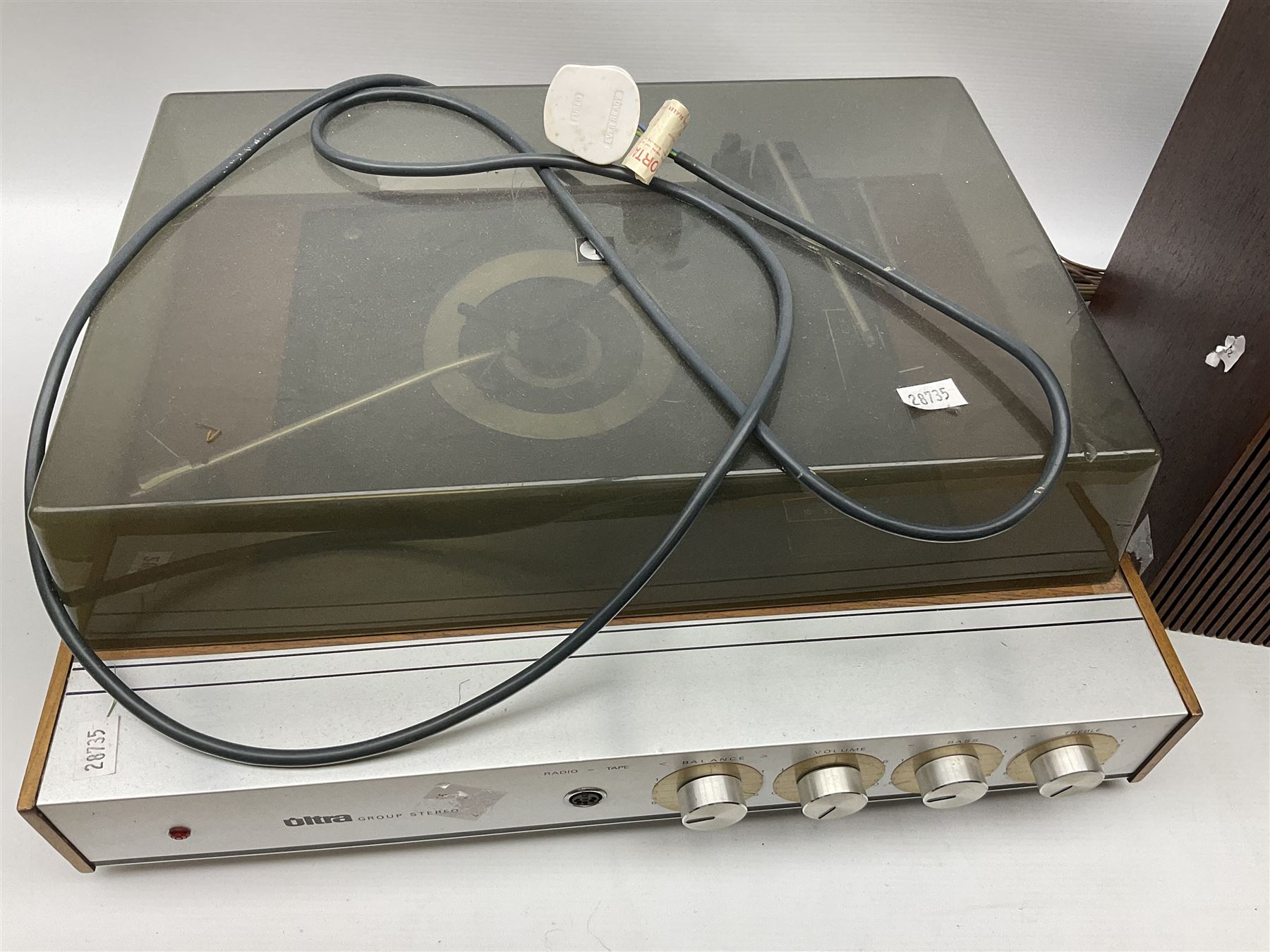 Ultra Group Stereo turntable and two speakers 