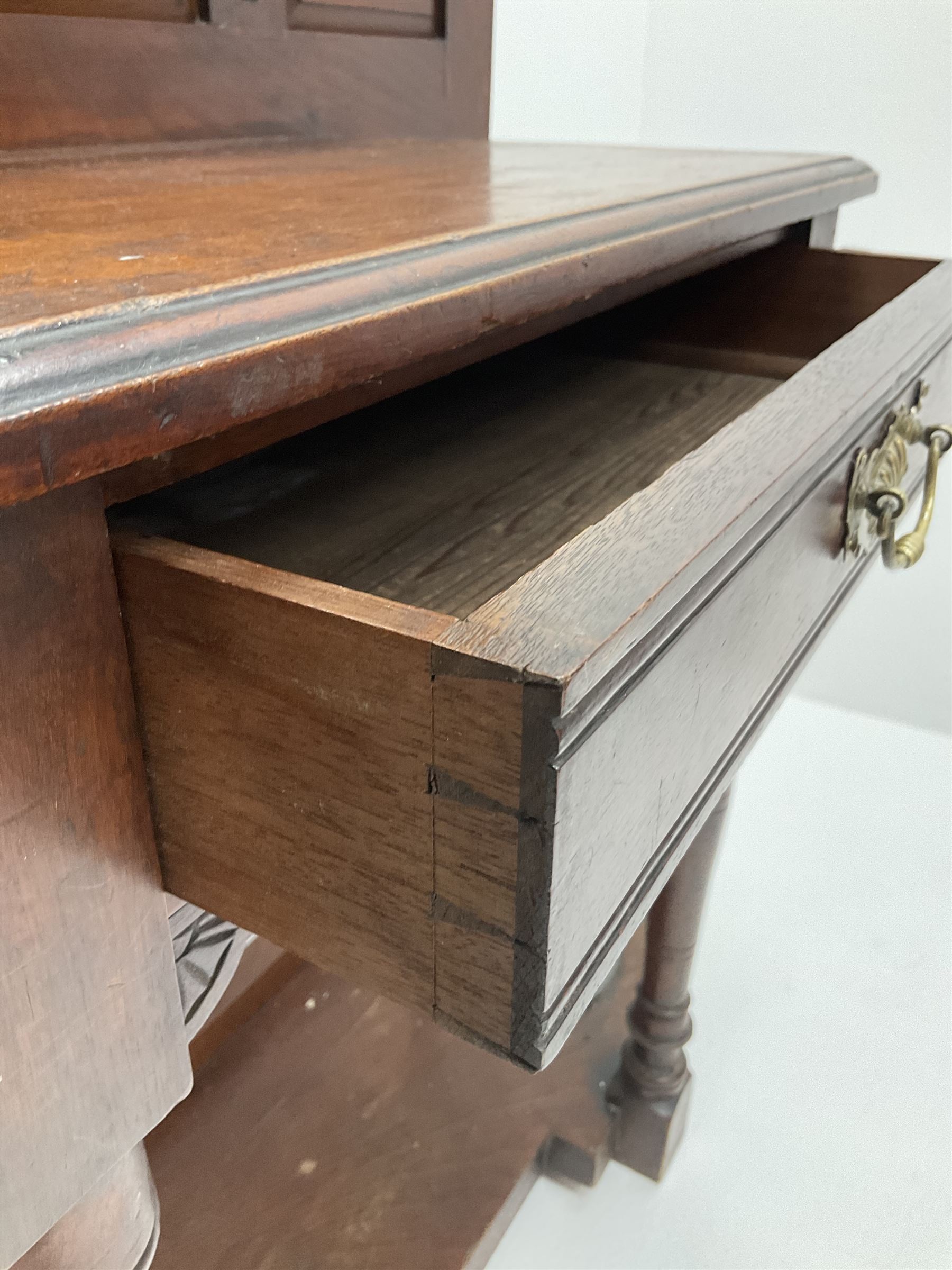 Victorian mahogany hall stand, raised bevel edge mirror back, single drawer, solid undertier joined by turned supports