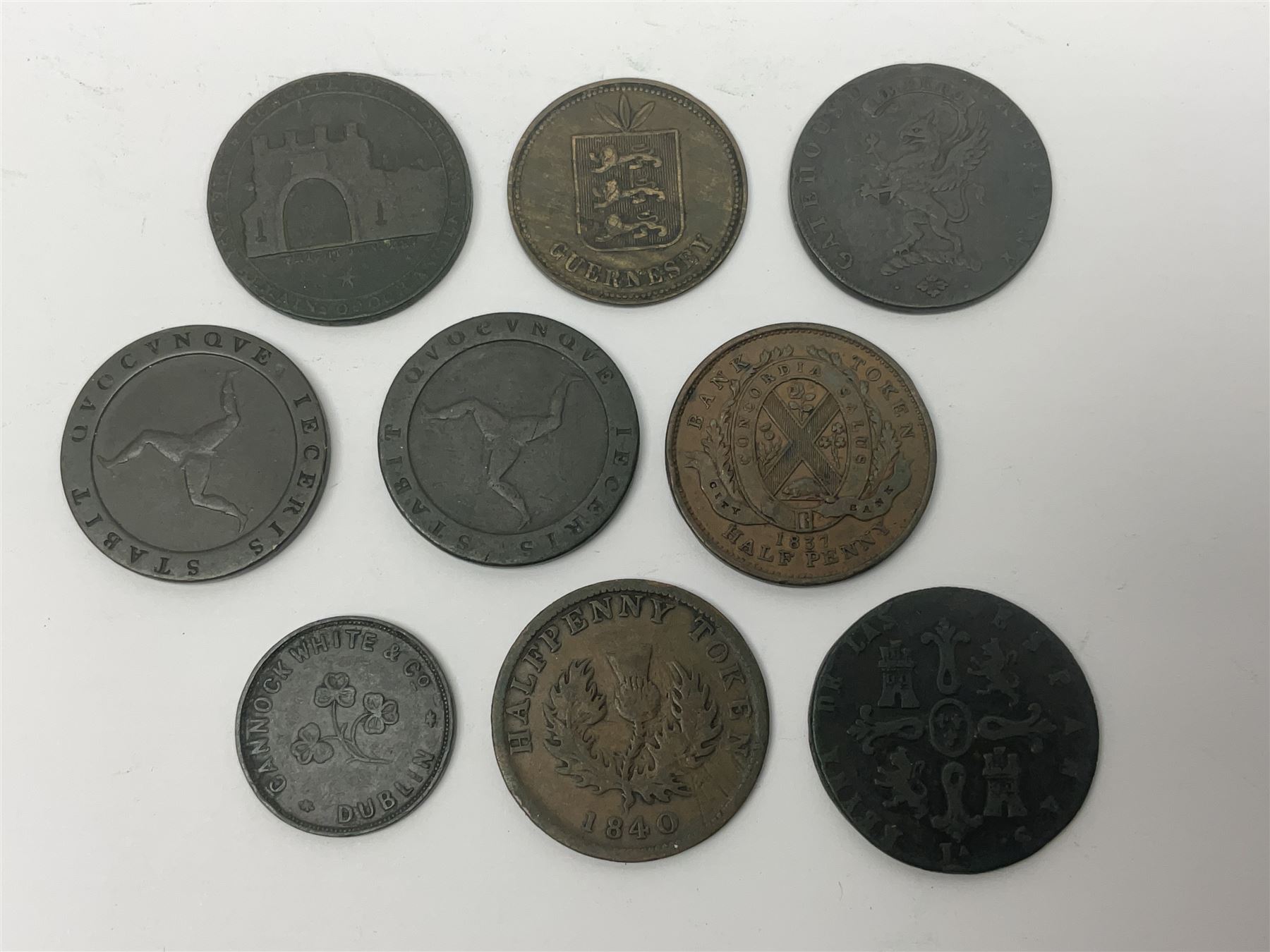 Thirty six late 18th century and onwards United Kingdom and World coins and tokens, to include 1772 Catherine II 5 Kopecks, Swedish quarter and half Skilling pieces dated 1809 and 1806, two Skilling Courant piece dated 1810, 1831 Isle of Man half penny token etc 