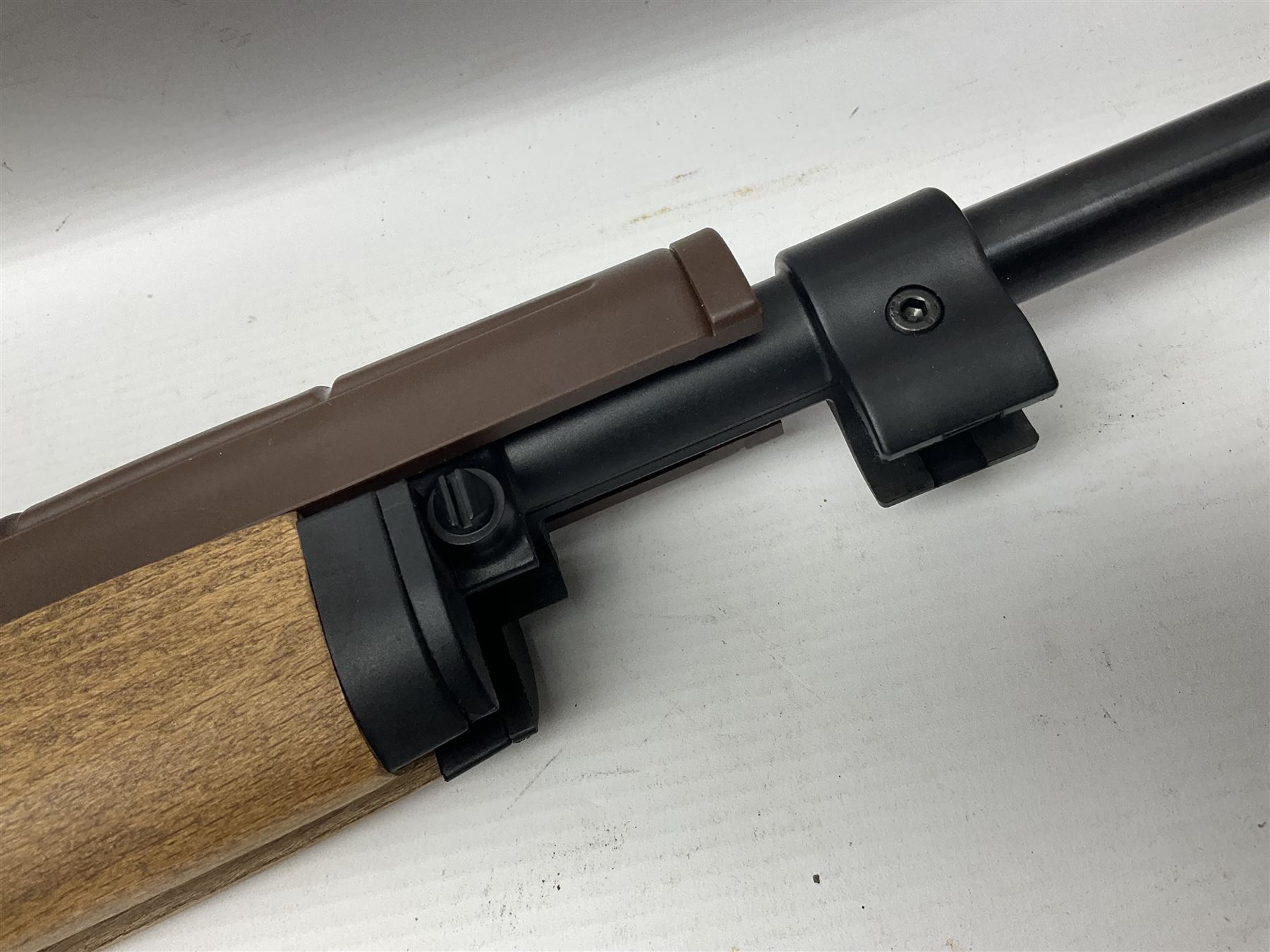 Springfield Armory M1A .22 cal. air rifle with under-lever action and wooden stock; serial no.6300, L116cm overall; in original cardboard box  NB: AGE RESTRICTIONS APPLY TO THE PURCHASE OF AIR WEAPONS.