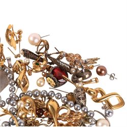 Silver jewellery, comprising pair of earrings, two rings and pendant,  together with a collection of costume jewellery
