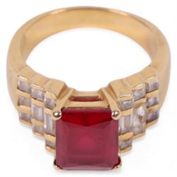 18ct gold white and red paste set ring