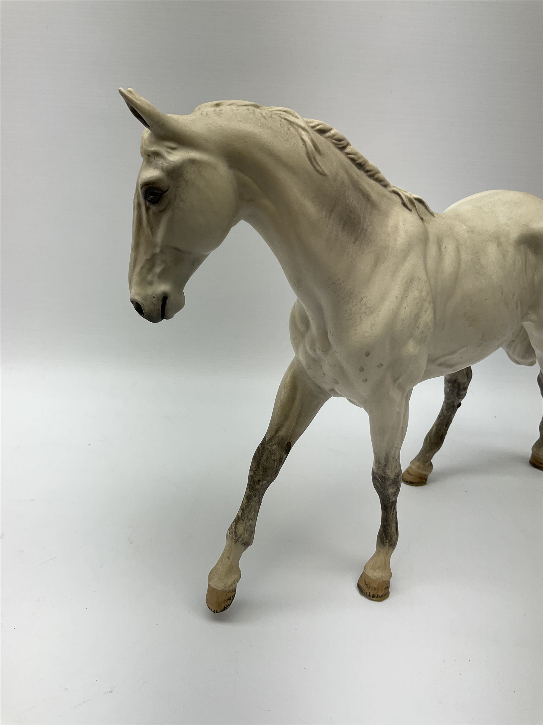 A Royal Doulton limited edition figure, Desert Orchid, 2563/7500, on wooden plinth, H32.5cm, with accompanying certificate. 