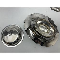 Collection of assorted silver plate, comprising four cup egg cruet, table lamp, bud vase, desk stand etc  