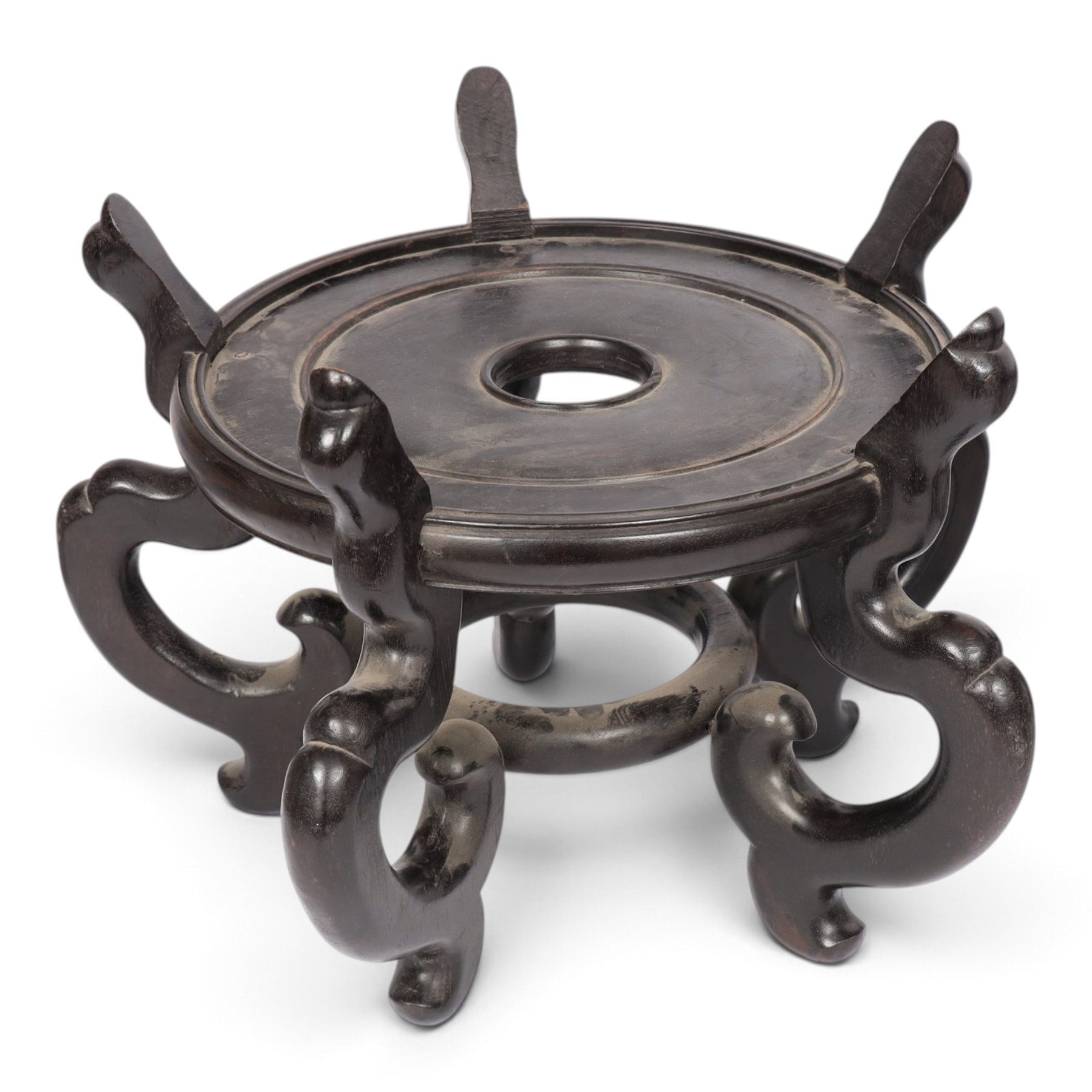 Five hardwood vase stands, for large vases, largest D36cm