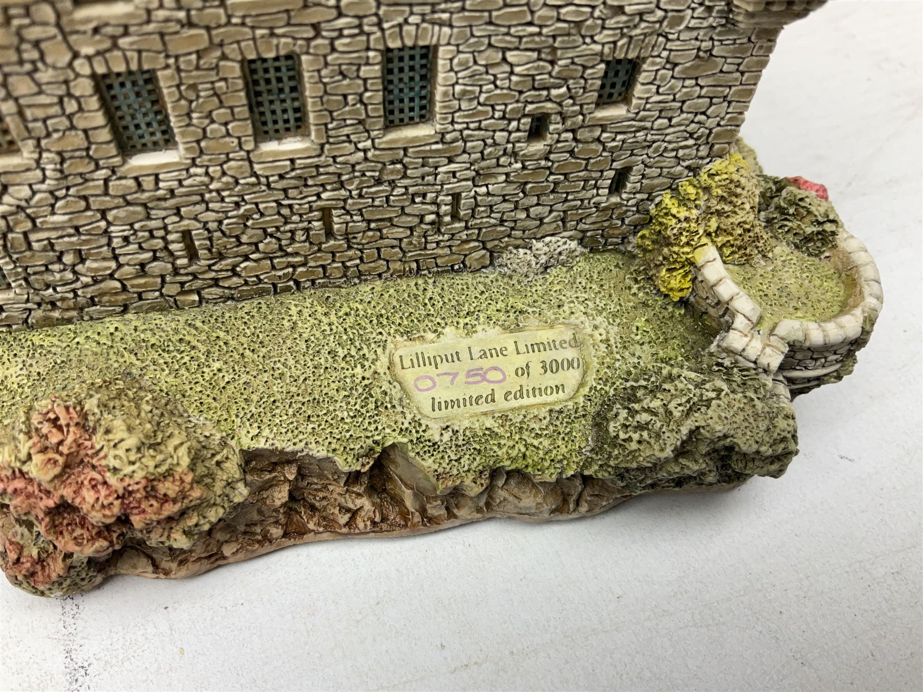 Lilliput Lane 'Cawdor Castle' limited edition model, with box