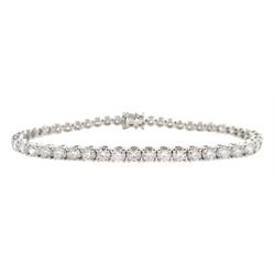 18ct white gold diamond line bracelet, 48 diamonds totalling to 7.25 carat, hallmarked