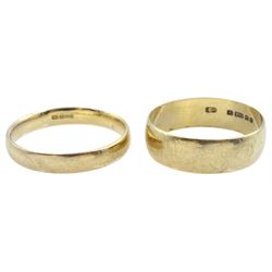 Two 9ct gold wedding rings, both hallmarked