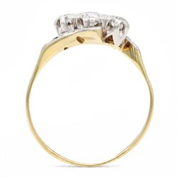 18ct gold diamond crossover ring, set with three old cut diamonds and two diamond chips either side, Birmingham 1982, total diamond weight approx 0.30 carat