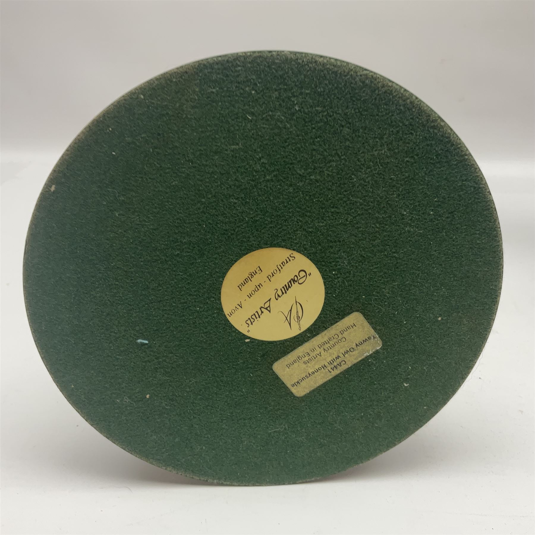 Border Fine Arts figure Barn Owl in Flight B1532, boxed with certificate, together with Country Artists figure Tawny Owl with Honeysuckle CA441, tallest H31.5cm