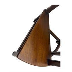 Georgian design set of mahogany library steps, three spiral treads with square chamfered supports surmounted by urn finial