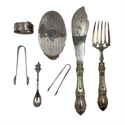 Victorian silver clothes brush, hallmarked London 1900, pair of silver plate fish servers and other silver plated items including, napkin ring, two pairs of sugar tongs and a souvenir mustard spoon (7)