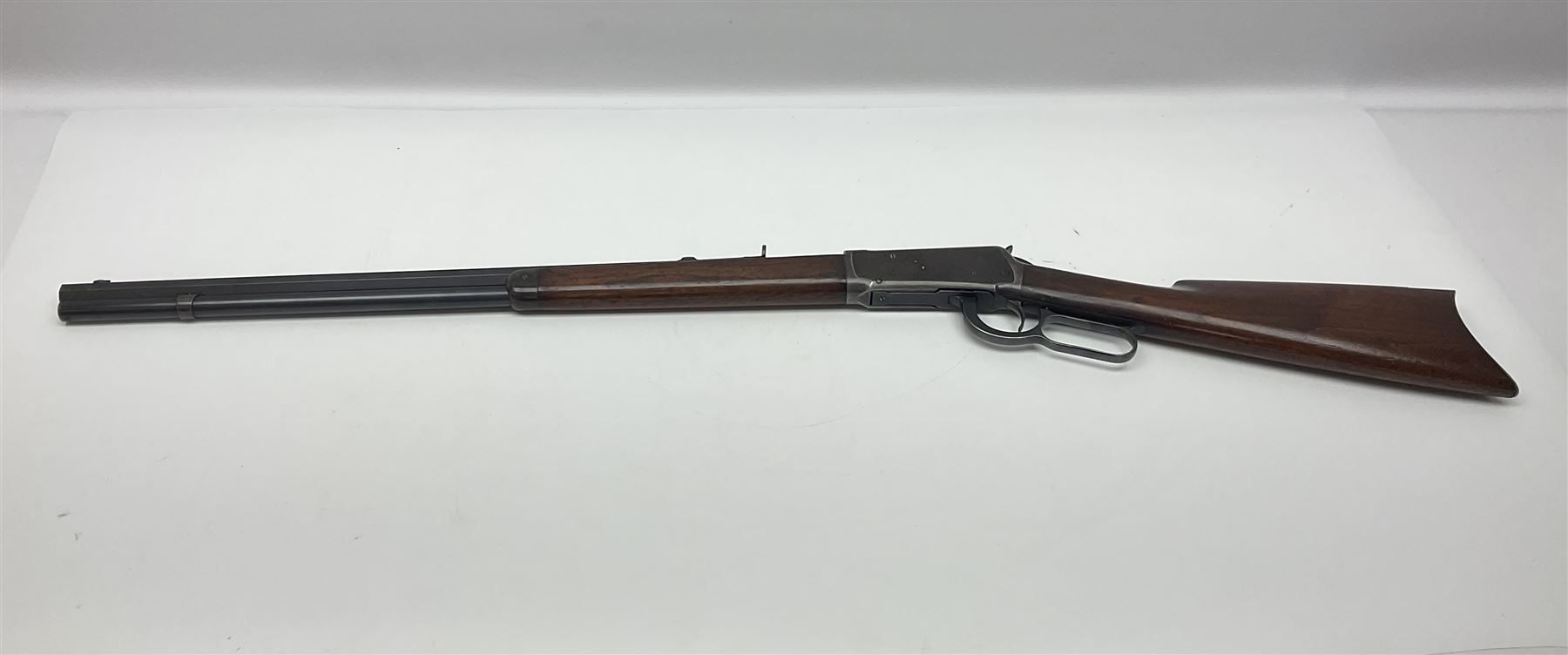 UNPROOFED SO RFD ONLY - late 19th century Winchester Model 94 lever action rifle in refinished condition, 32/40 cal.,the 61cm (24