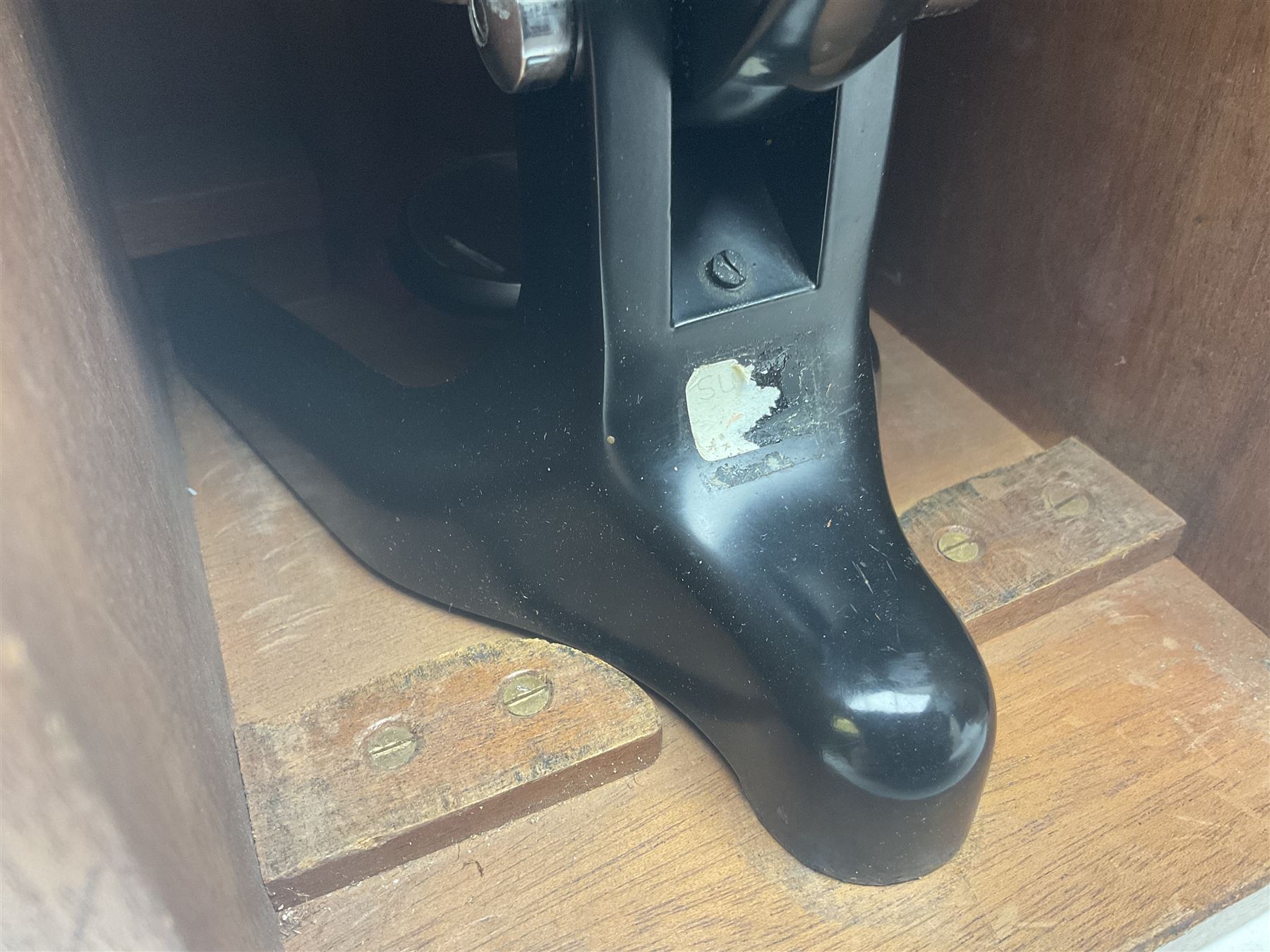 Three W. Watson & Sons microscopes, comprising Barnet binocular no 125253, Kima no 123196 and Service no 44858, all boxed 