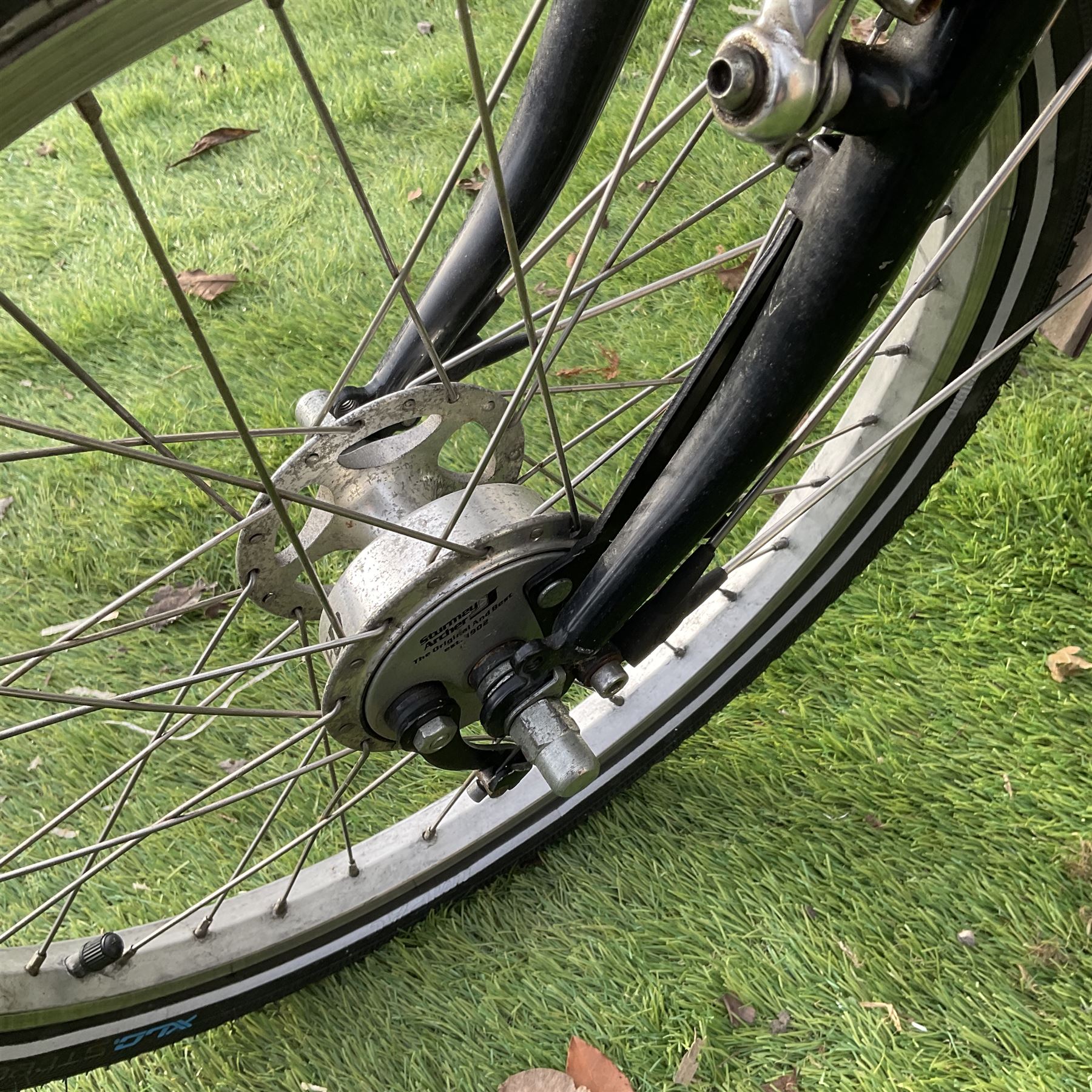 Pashley Tri-1 foldable tricycle with back storage, 7 speed - THIS LOT IS TO BE COLLECTED BY APPOINTMENT FROM DUGGLEBY STORAGE, GREAT HILL, EASTFIELD, SCARBOROUGH, YO11 3TX