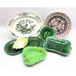 Quantity of ceramics to include Imari plate, D31cm, leaf modelled dishes to include examples by Wedgwood and Beswick, etc
