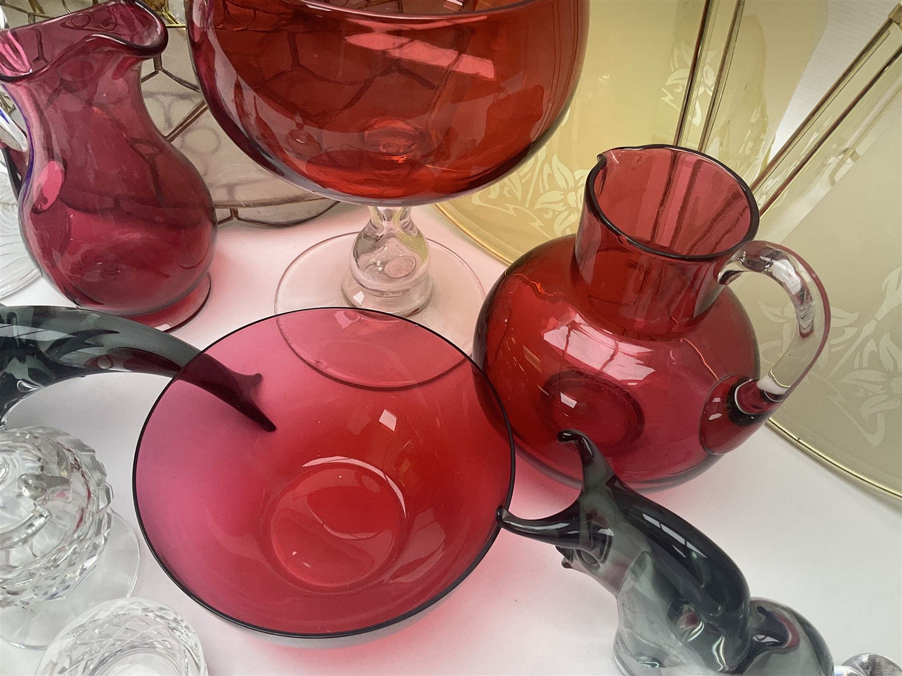 Pair of V Nason & Co murano glass dolphins together with to other glass figures and cranberry glass and lampshades  