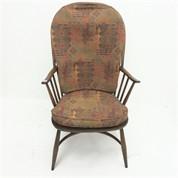 Ercol Golden Dawn elm Windsor chair, W62cm