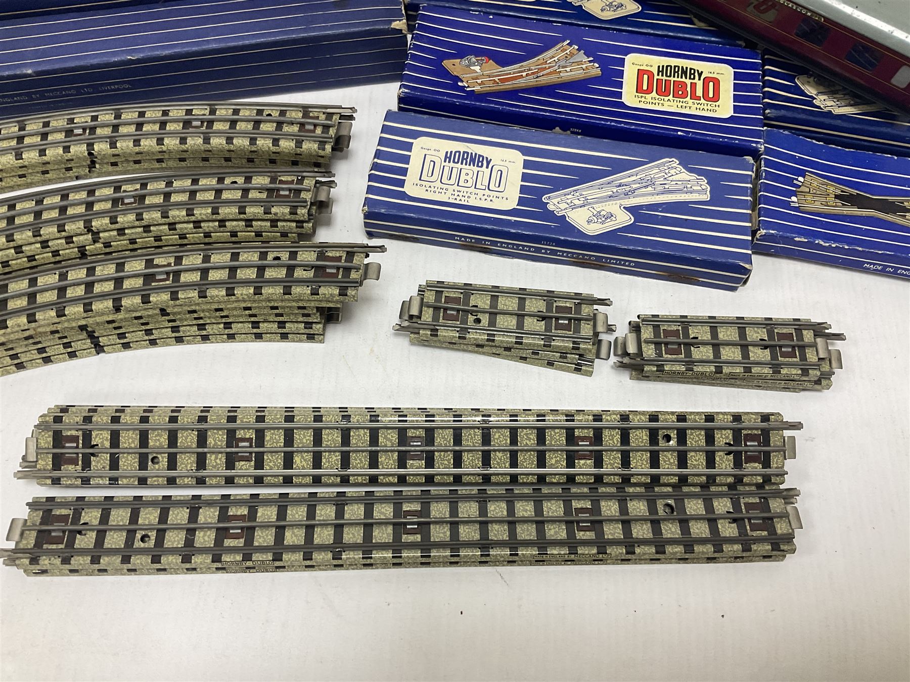 Hornby Dublo - 4620 Breakdown Crane; TPO Mail Van Set; D1 Level Crossing; Pullman cars and goods vans; with a large quantity of track to include straight and curved track, switch points and buffer stops; boxed and loose
