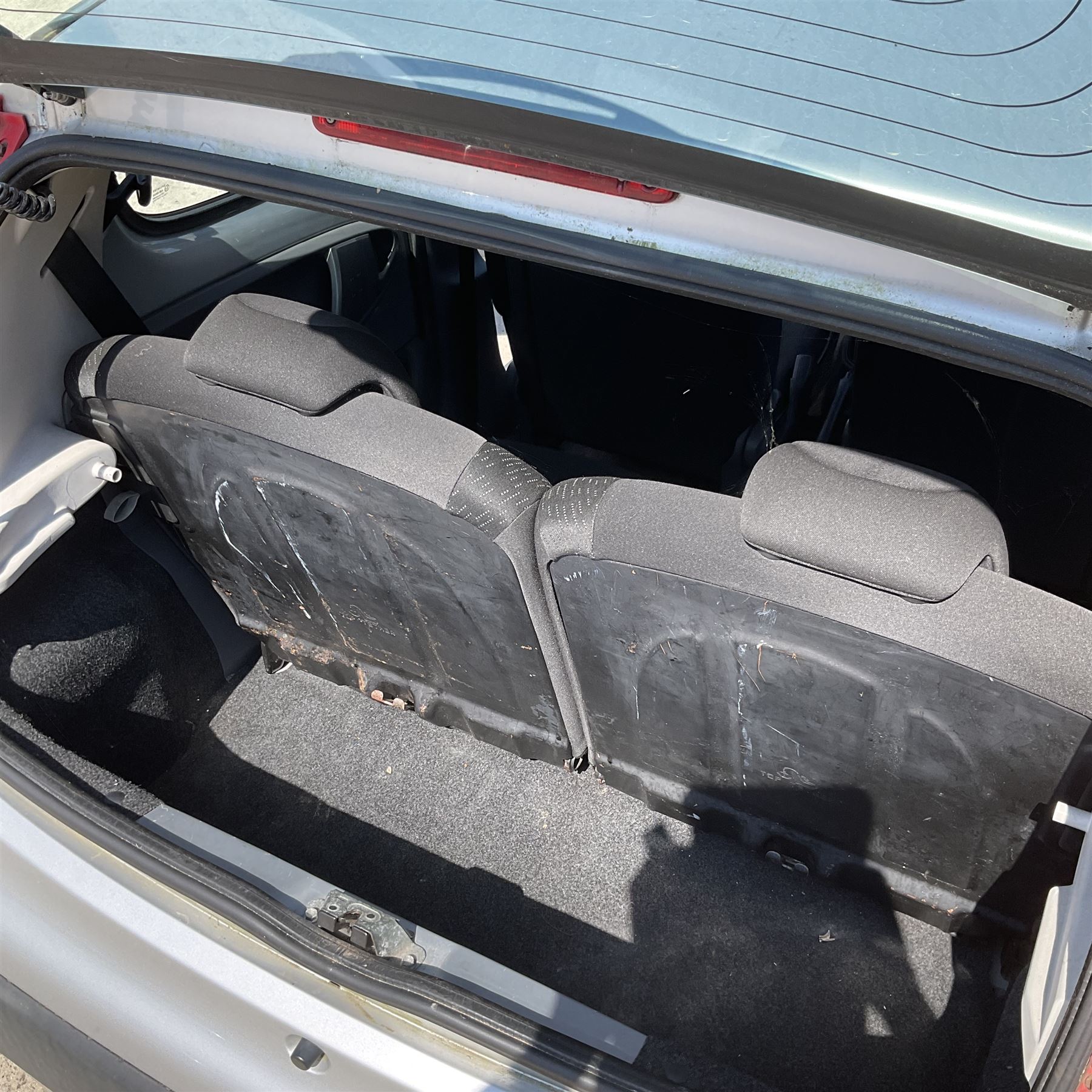 Peugeot 107, 998cc petrol YG11 TZC MOT - 15 February 2025, single key, V5 present, 105k miles - THIS LOT IS TO BE COLLECTED BY APPOINTMENT FROM DUGGLEBY STORAGE, GREAT HILL, EASTFIELD, SCARBOROUGH, YO11 3TX