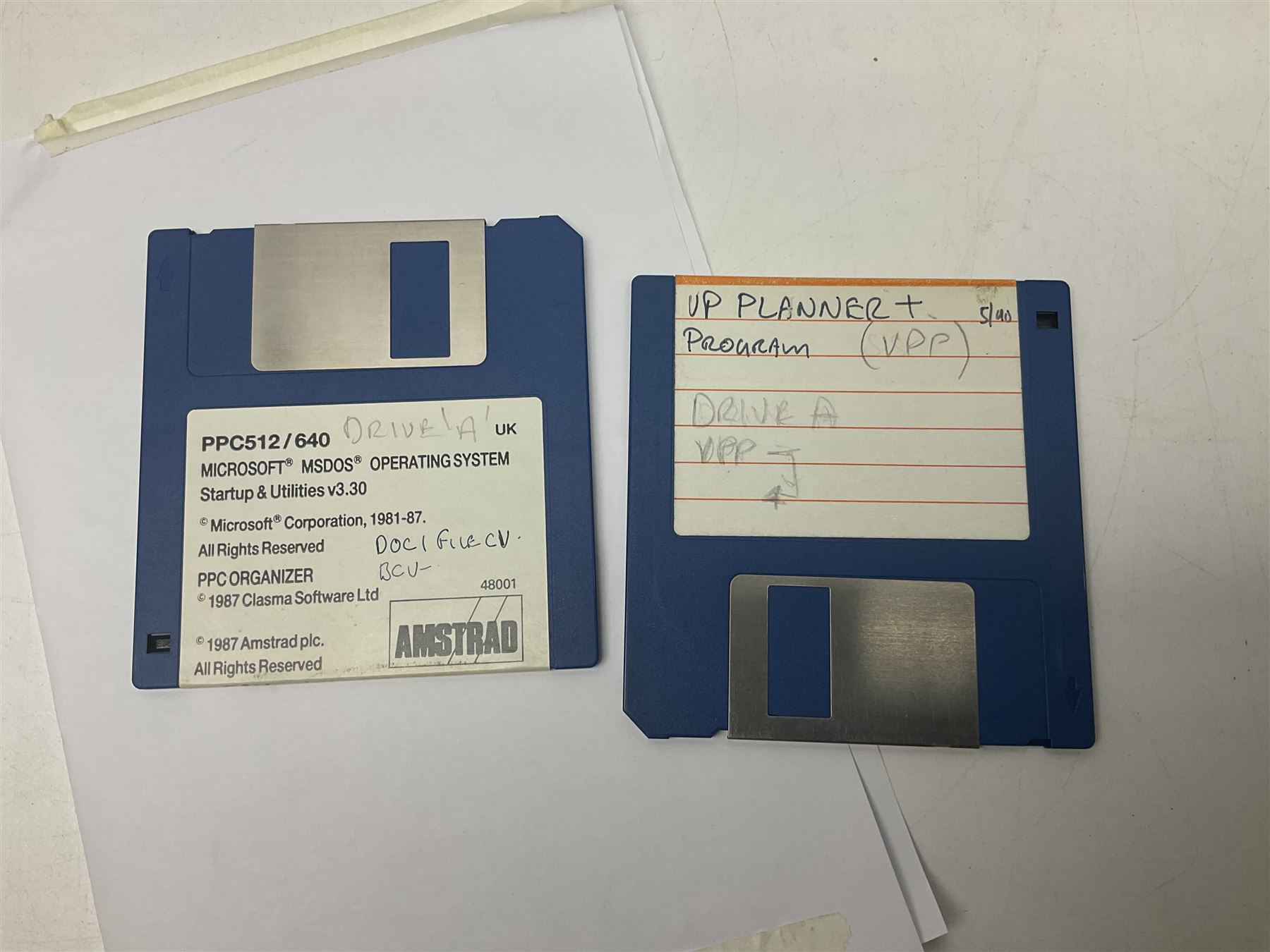 Amstrad PPC640 computer, with accessories