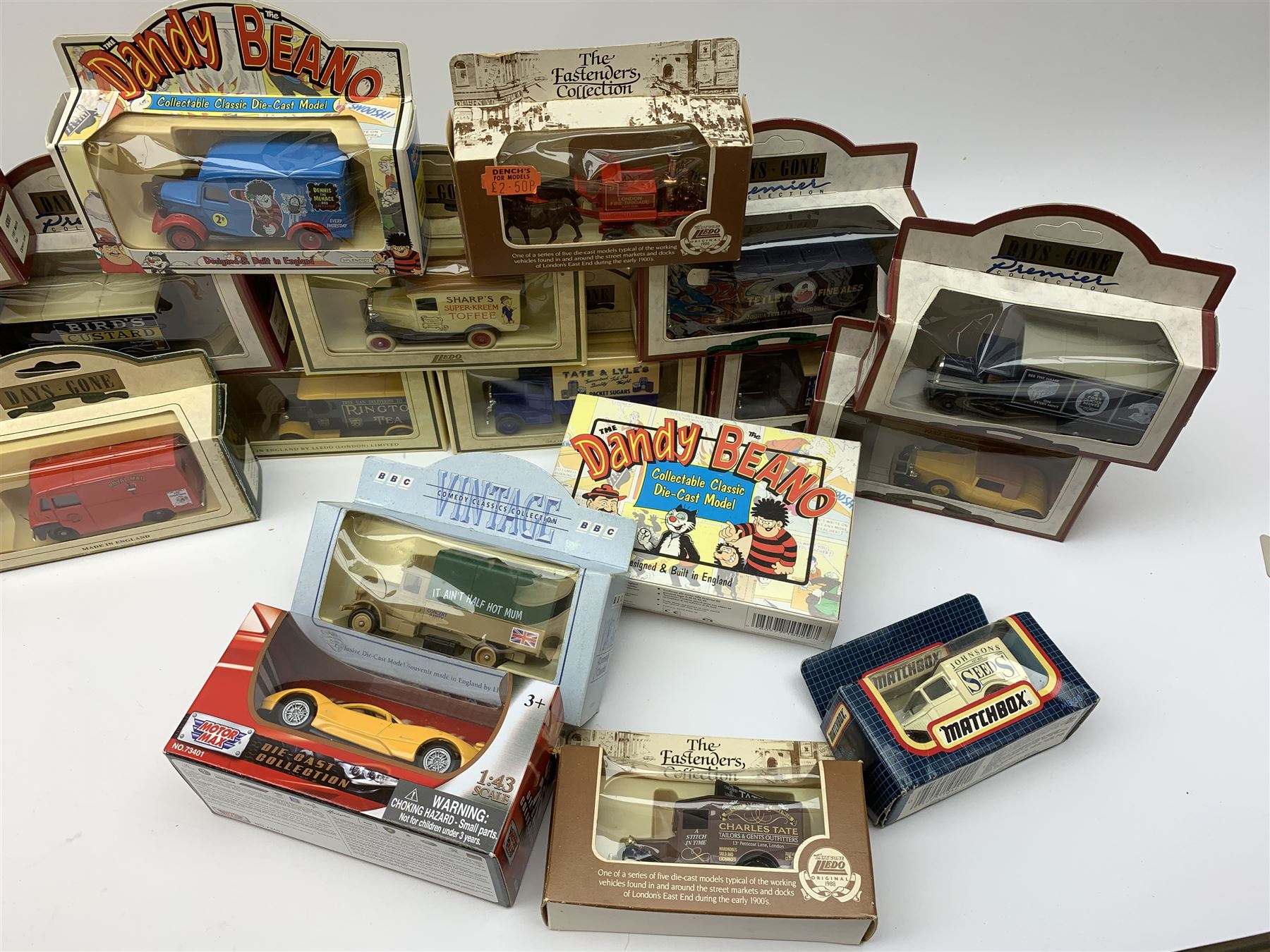 Various makers - thirty-two modern die-cast promotional models by Lledo, Days Gone, Maisto, Matchbox etc including Dandy/Beano, PG Tips, TV etc, all boxed (32)