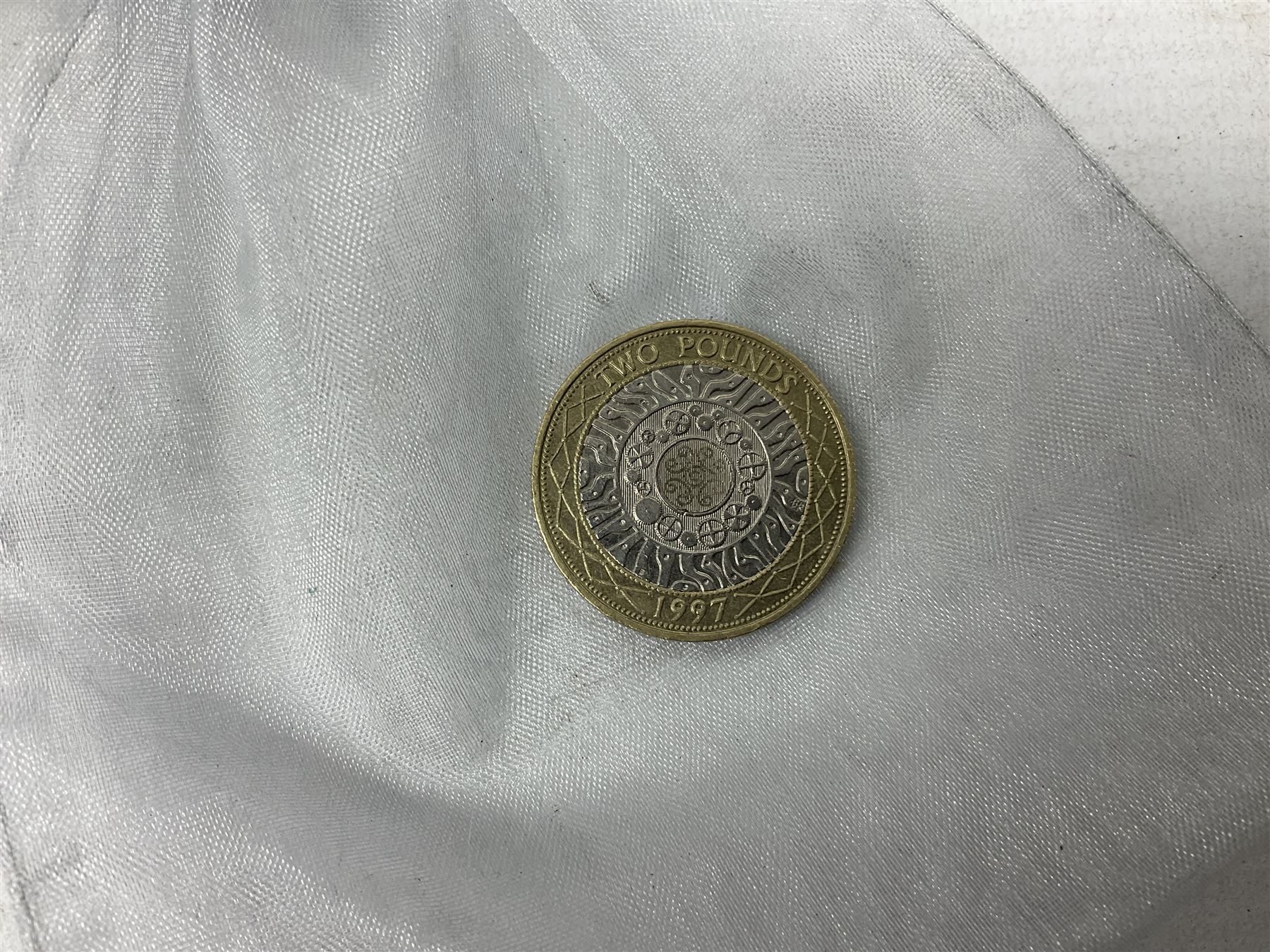 Coins and banknotes, including Lowther mis-printed five pound note 'HH09', Somerset one pound note 'CZ13', United States of America 1971 and 1976 one dollar coins, Great British commemorative crowns, Queen Elizabeth II 1997 two pound coin, 2008 five pound coin, King George V 1920 and 1931  florins and various other pre-decimal coins