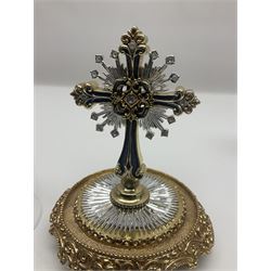 Four limited edition Franklin Mint House of Fratelli Coppini crosses, to include Majestic Cross, Sacred Cross, Star of Hope Jewelled Cross and The Gates to Paradise Cross, all under glass domes, H13cm