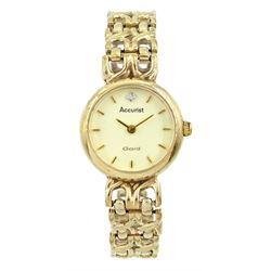  Accurist ladies 9ct gold quartz wristwatch, on integral 9ct gold bracelet strap, hallmarked