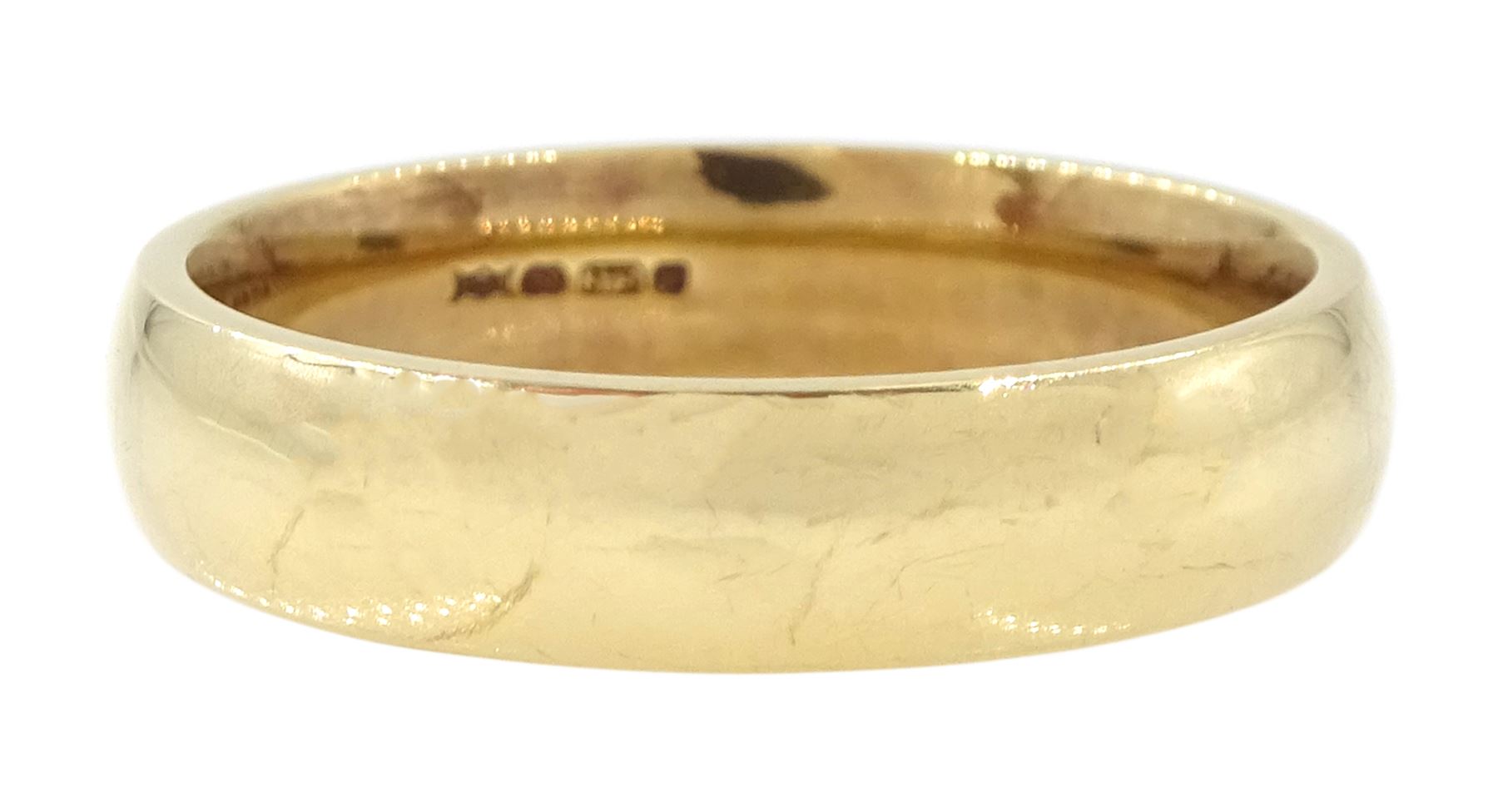 9ct gold wedding band, hallmarked 