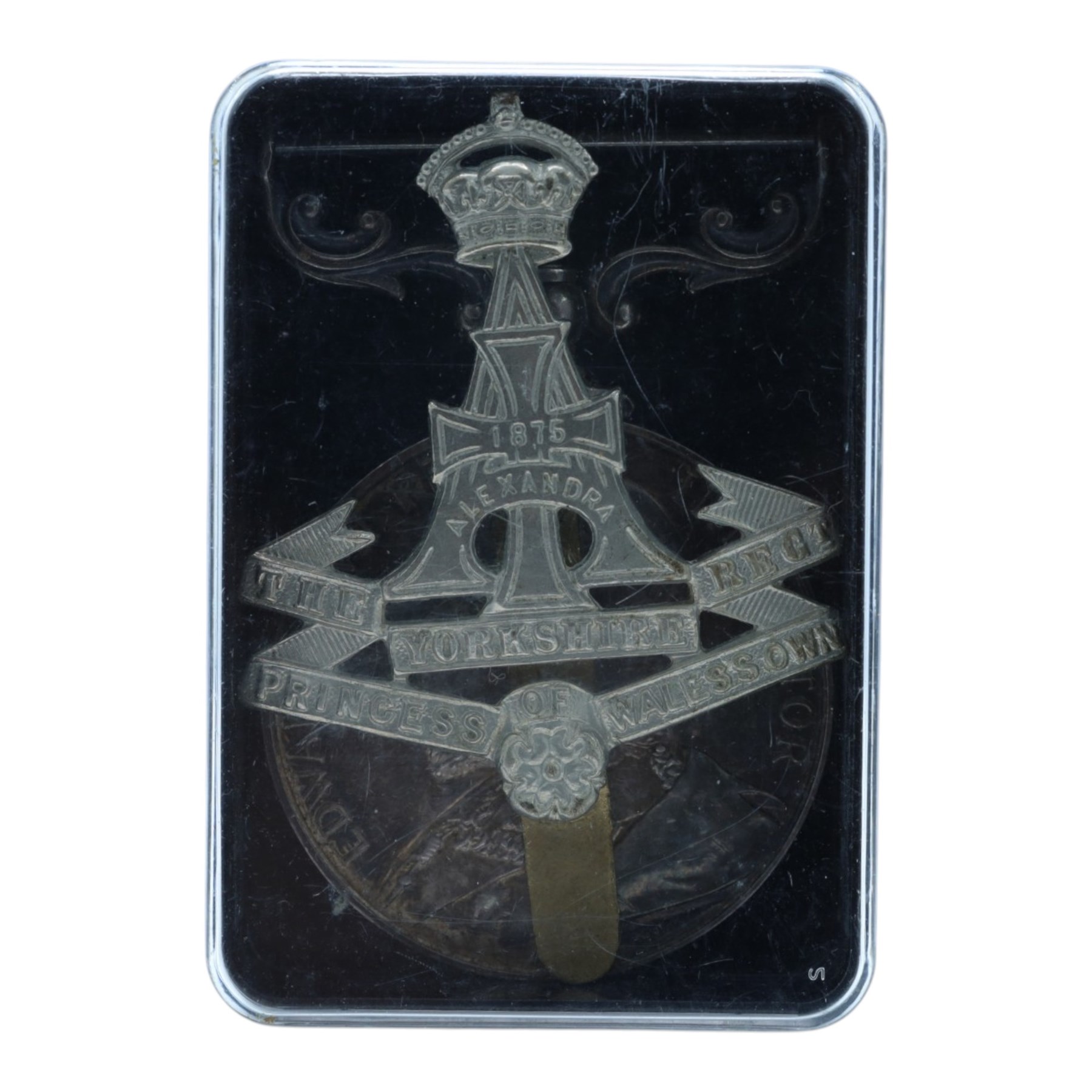 Royal Navy Long Service and Good Conduct Medal awarded to 'Pte H.C Oakman Suffolk Regt', together with a Yorkshire Regiment cap badge