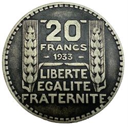 World silver coins, including three Spanish five pesetas dated 1883, 1888 and 1891, three Swiss five franc coins dated 1932, 1935 and 1939, two United States of America 1967 Kennedy half dollars etc, overall weight approximately 245 grams