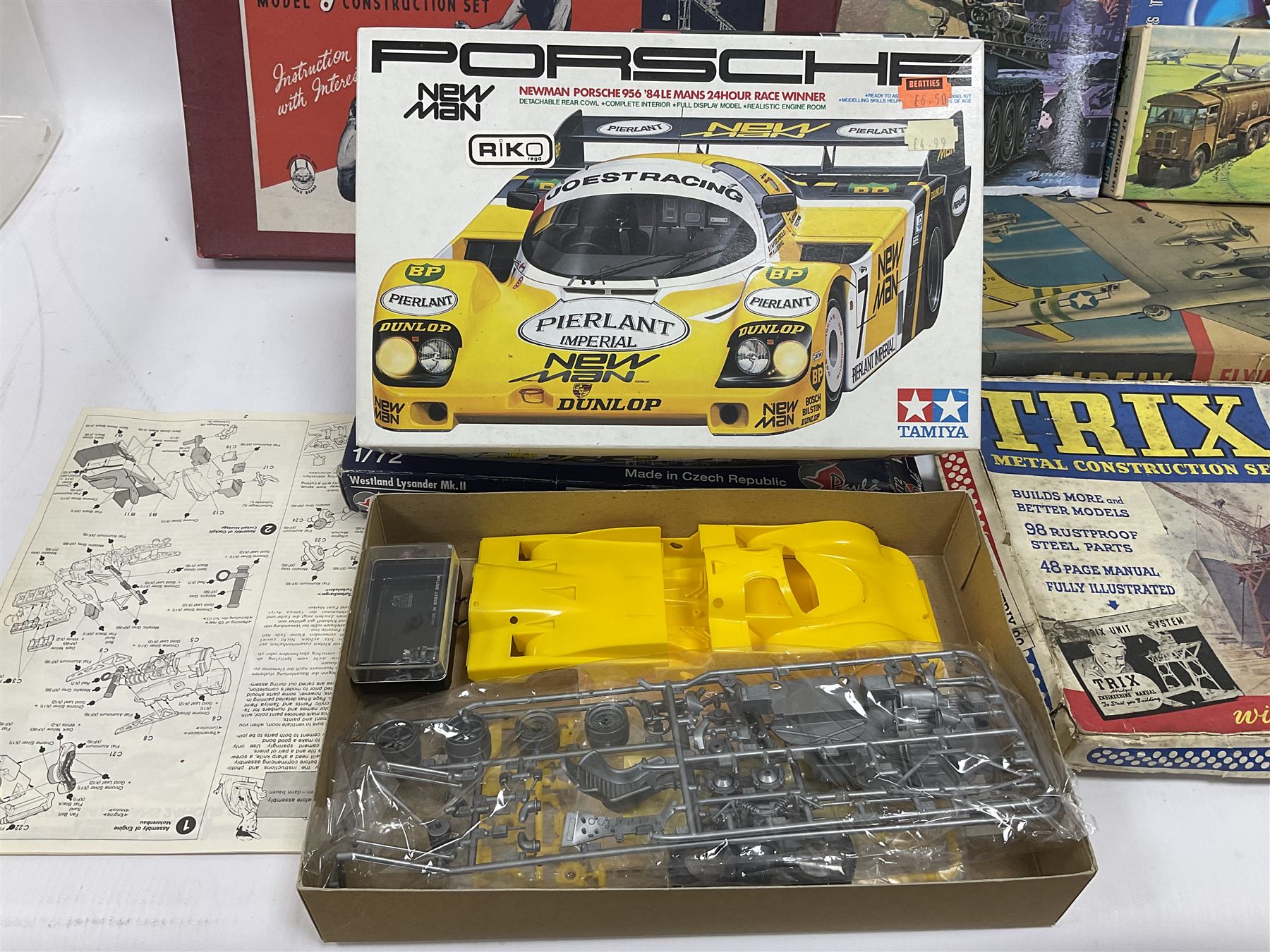 Nineteen assorted construction kits by Lego, Trix, Airfix, Tamiya, Paula, Steel Tec etc; all boxed (19)