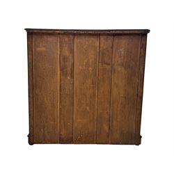 19th century mahogany chest of drawers, rectangular top over two short and three long graduated cockbeaded drawers, raised on compressed bun feet
