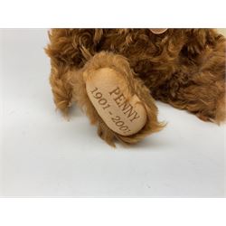 Steiff - limited edition Australian 'Penny' The Federation Teddy Bear' No.285/2000 EAN 675546; H35cm; boxed with certificate