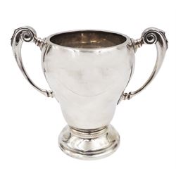 1920s silver trophy cup, of typical form