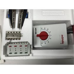 Marklin 'Z' gauge - No.81852 train set with double pantograph locomotive and four goods wagons; boxed