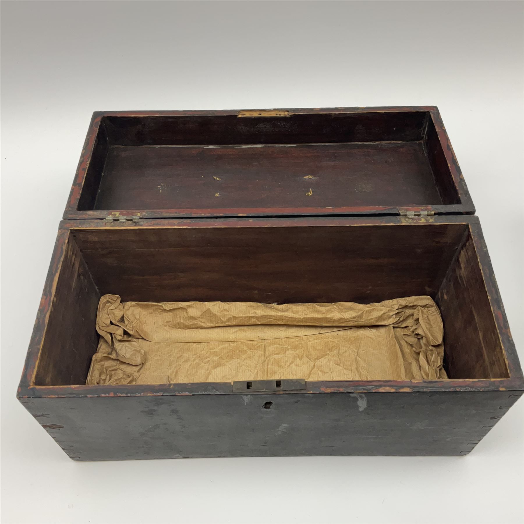 19th century Busson Paris rosewood and marquetry cased flutina accordion with eighteen mother-of-pearl keys L30cm, in original ebonised pine box