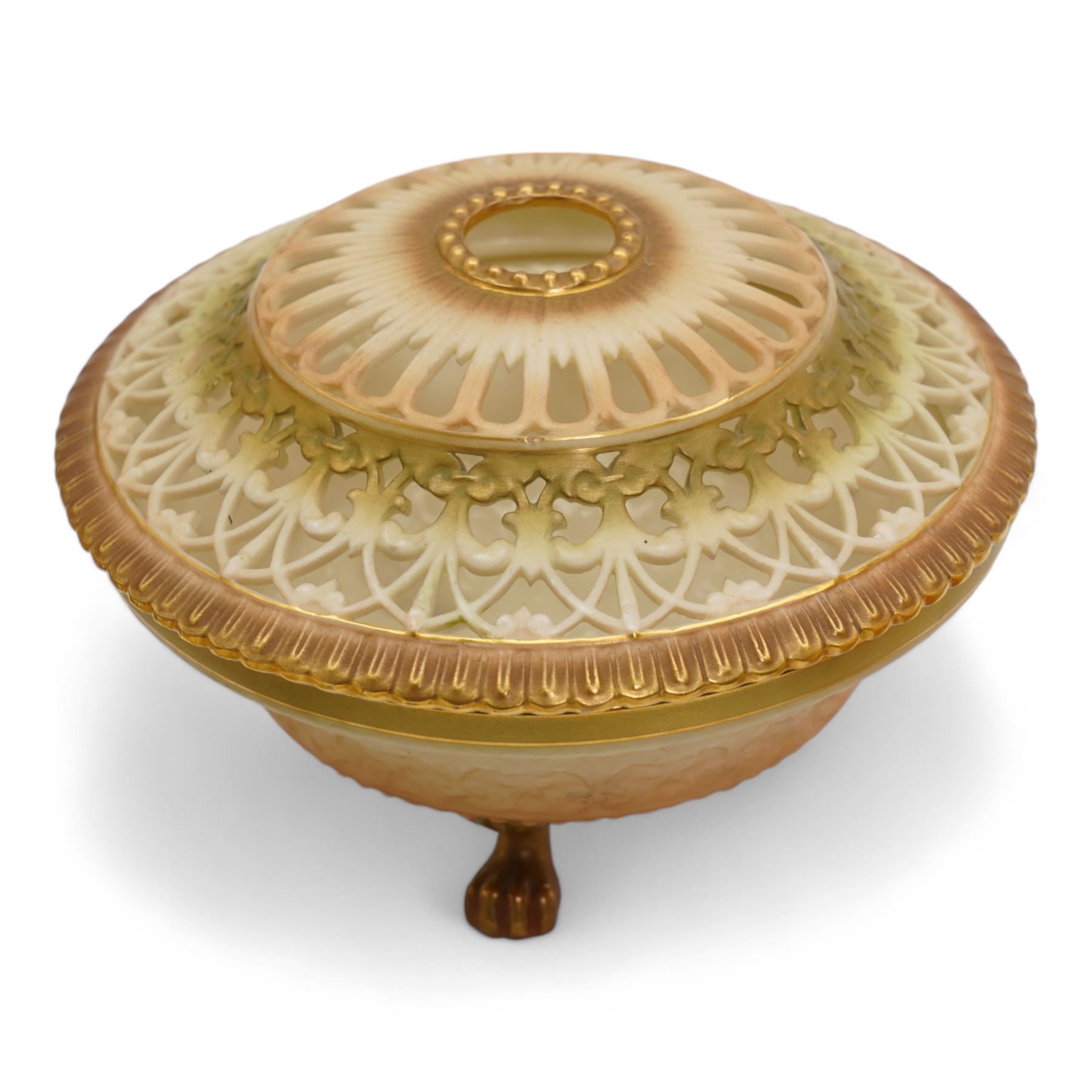 Royal Worcester blush ivory porcelain to include a pot pourri bowl with pierced cover, no. G935, ewer with winged beast moulded handle no. 1048, three further ewers, no 1094, shell shaped dish no. 1413 and two similar style leaf shaped dishes (8)