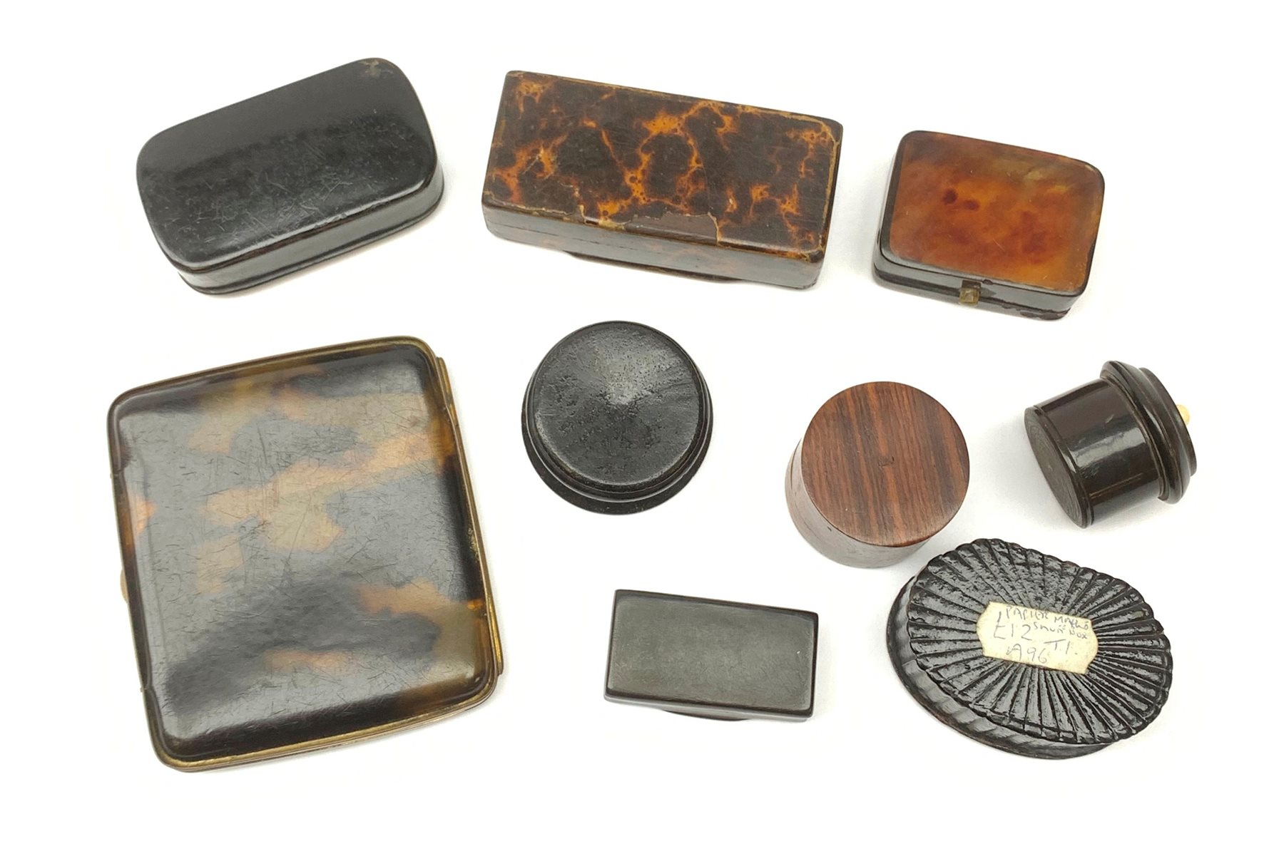 Snuff Box Def What Is A Snuff Box : SNUFFBOX definition in American English – VOQPK